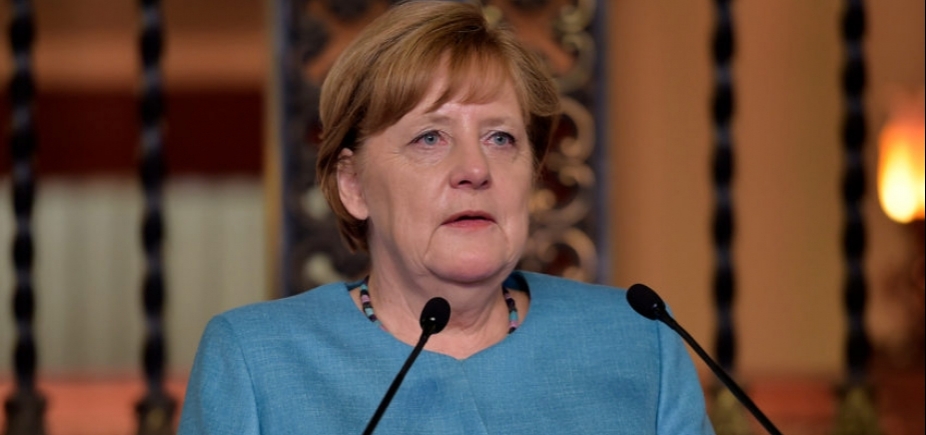 Condenando ameaças de Trump contra Coreia do Norte, Merkel diz que \ [Condenando ameaças de Trump contra Coreia do Norte, Merkel diz que \