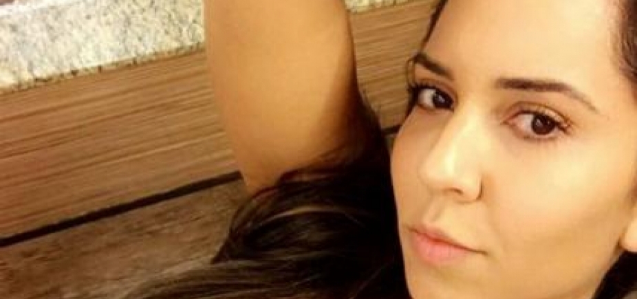Mulher Melão põe bumbum \ [Mulher Melão põe bumbum \