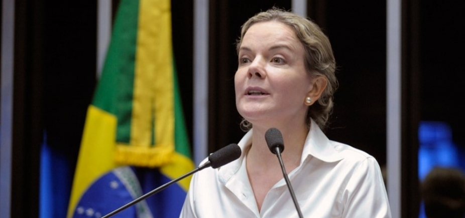 Presidente do PT rebate Palocci e diz que ex-ministro está [Presidente do PT rebate Palocci e diz que ex-ministro está