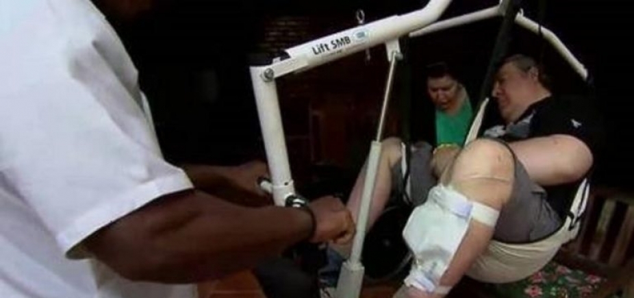 Ex-ator da Globo recebe ajuda em programa da Record e esposa desabafa: [Ex-ator da Globo recebe ajuda em programa da Record e esposa desabafa: