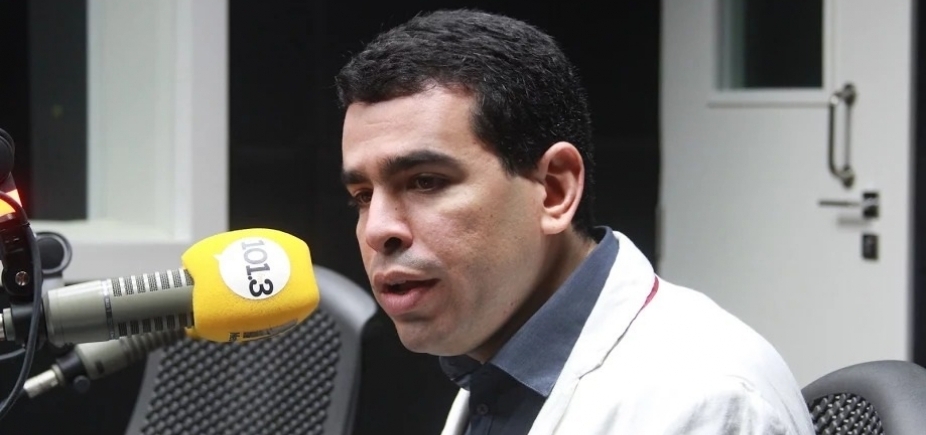 Presidente do Bahia rebate deputado durante entrevista: [Presidente do Bahia rebate deputado durante entrevista: