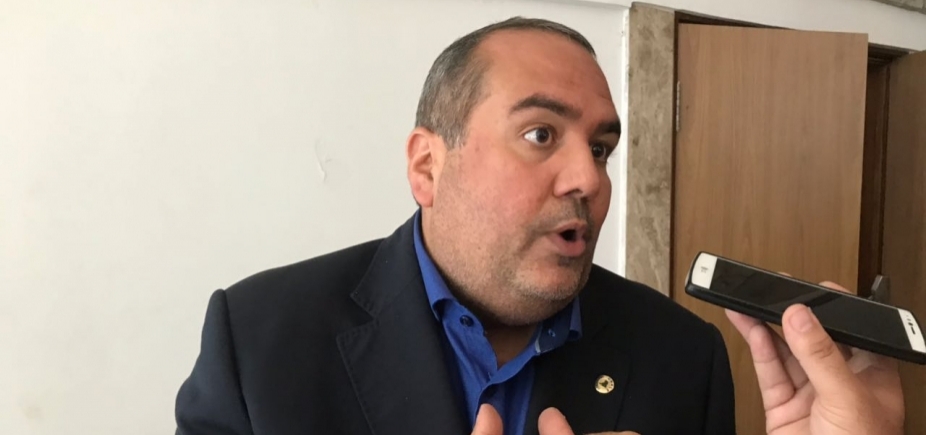 Deputado volta a criticar presidente do Bahia: \ [Deputado volta a criticar presidente do Bahia: \
