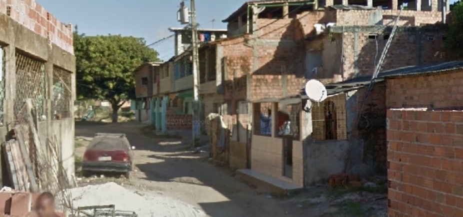 Moradores reclamam de falta de água no Rio Sena: [Moradores reclamam de falta de água no Rio Sena: