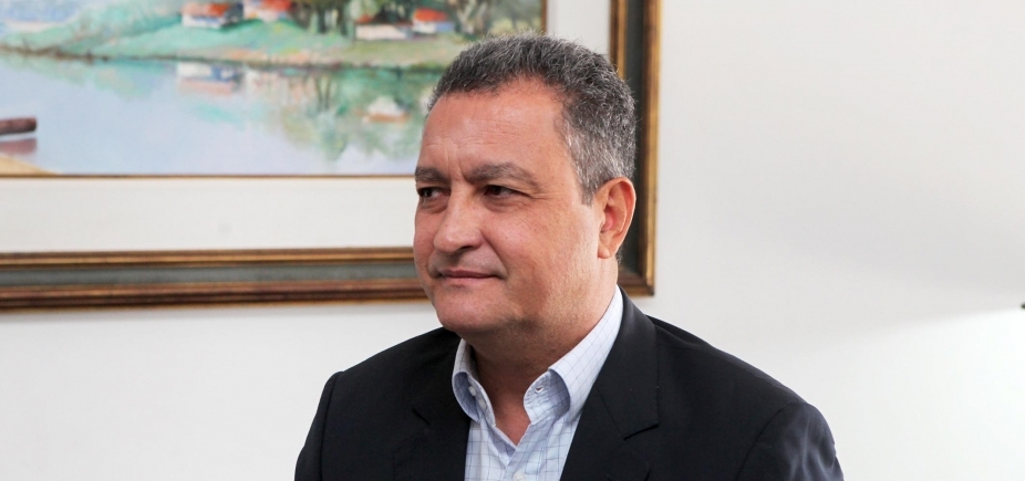 Rui descarta saída do PT: [Rui descarta saída do PT: