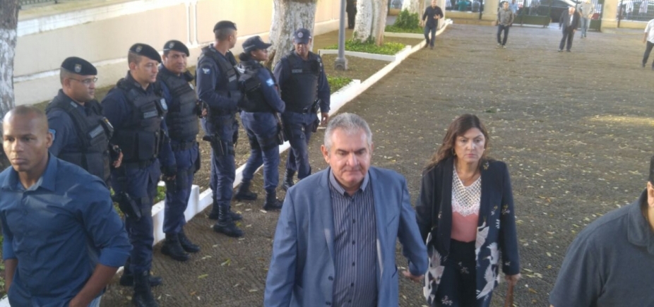 Ângelo Coronel diz que Arlette deixará \ [Ângelo Coronel diz que Arlette deixará \