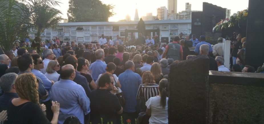 Ângelo Calmon de Sá fala de qualidades de Arlette e classifica ex-primeira dama como \ [Ângelo Calmon de Sá fala de qualidades de Arlette e classifica ex-primeira dama como \