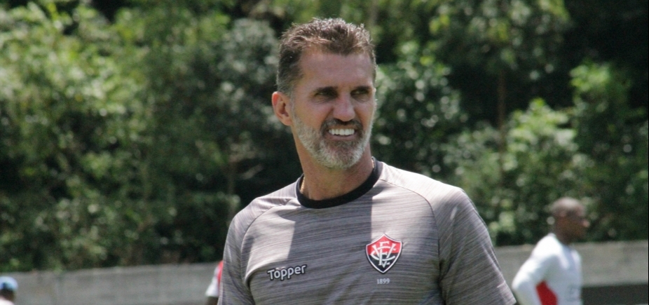 Mancini elogia partida do Vitória: \ [Mancini elogia partida do Vitória: \