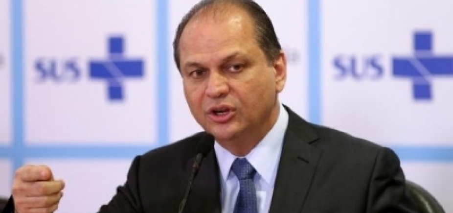 Após pedido de afastamento, ministro da Saúde critica MPF: \ [Após pedido de afastamento, ministro da Saúde critica MPF: \