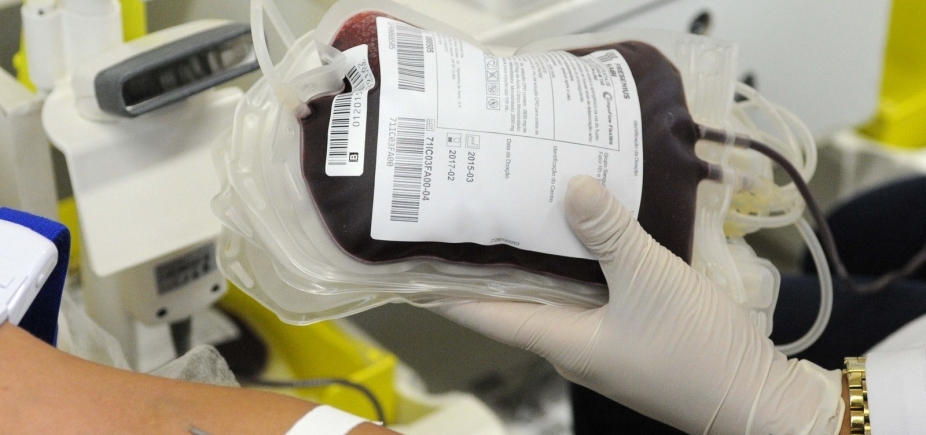 Em julgamento, Fachin vota contra impedimento de doações de sangue de homossexuais: [Em julgamento, Fachin vota contra impedimento de doações de sangue de homossexuais: