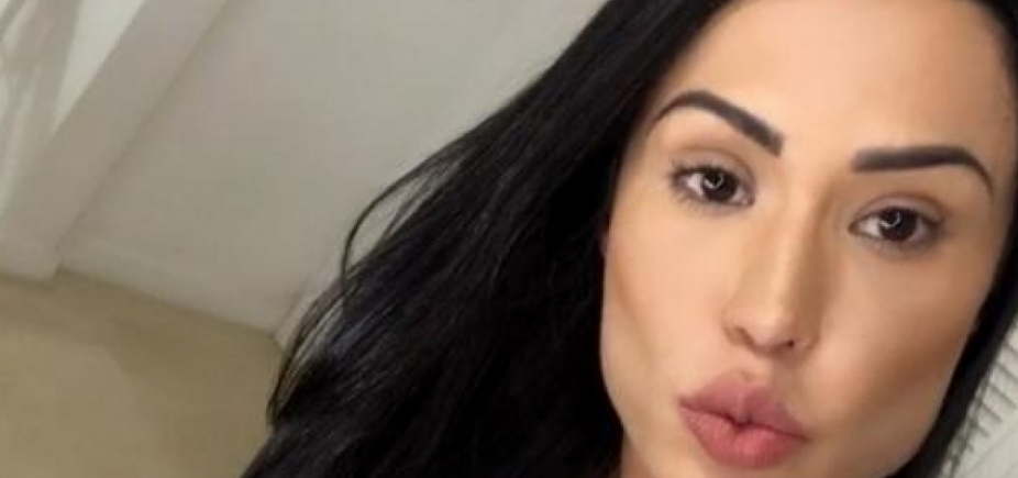 Gracyanne Barbosa treina braço, mas bumbum chama atenção: [Gracyanne Barbosa treina braço, mas bumbum chama atenção: