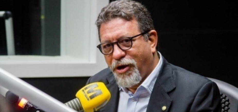 Florence diz que Neto deve esquecer campanha eleitoral: [Florence diz que Neto deve esquecer campanha eleitoral: