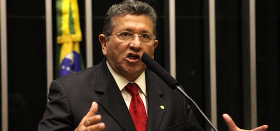 Luiz Caetano diz que afastamento de Temer é necessário: [Luiz Caetano diz que afastamento de Temer é necessário: