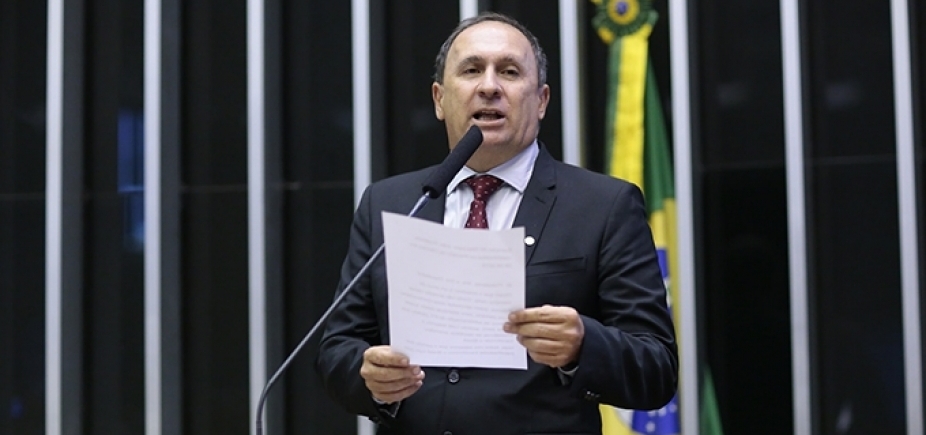 João Gualberto diz que \ [João Gualberto diz que \