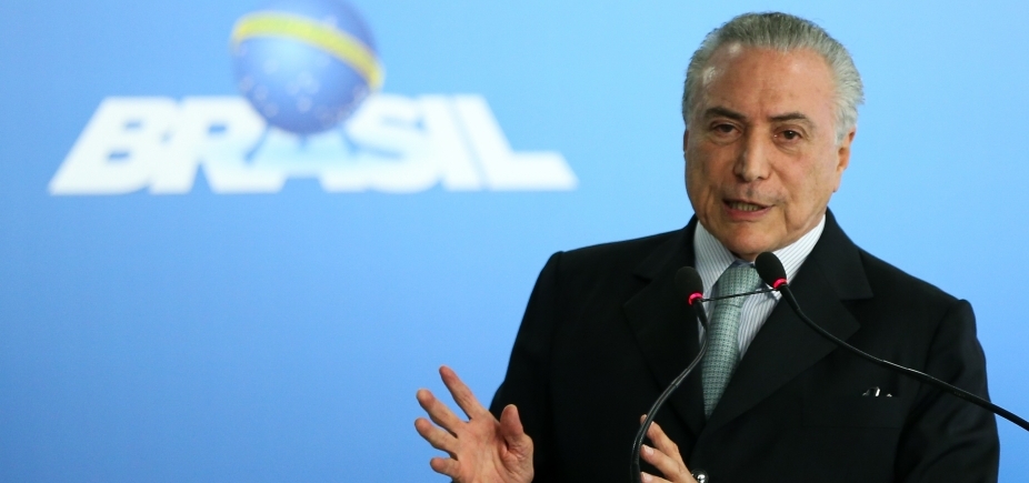Temer classifica Enem como \ [Temer classifica Enem como \