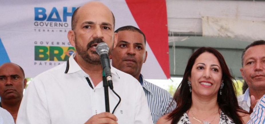 Prefeitos de Eunápolis e Porto Seguro se apresentam à PF nesta quarta, diz defesa: [Prefeitos de Eunápolis e Porto Seguro se apresentam à PF nesta quarta, diz defesa: