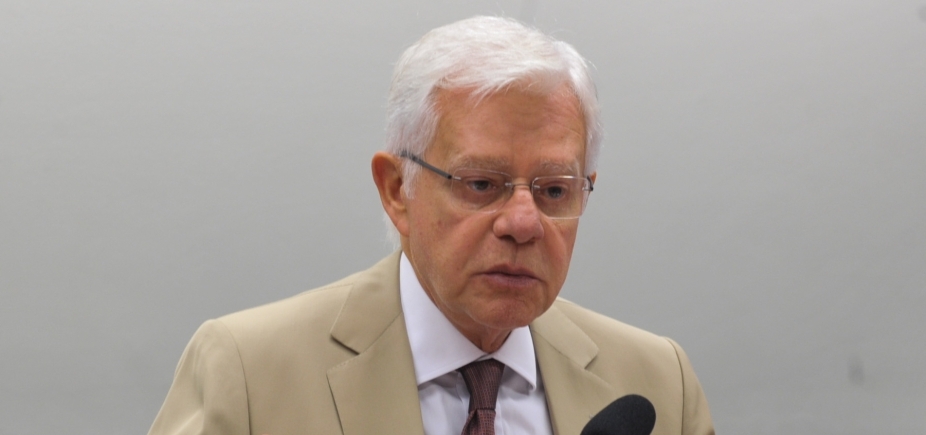 Moreira Franco afirma que reforma ministerial \ [Moreira Franco afirma que reforma ministerial \