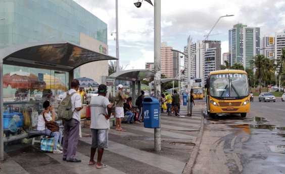 [Reunião entre Rodoviários e empresários termina sem acordo e greve é mantida]