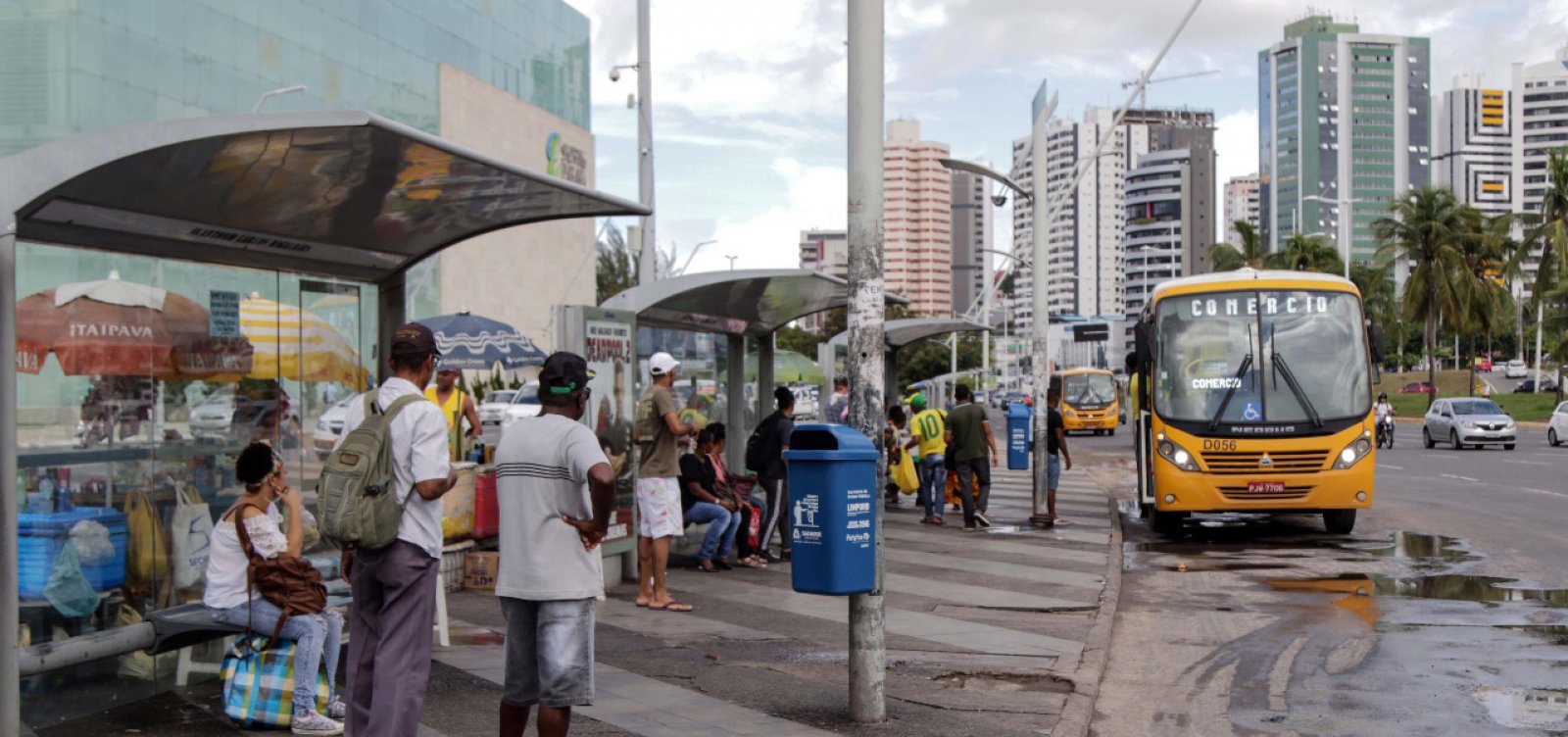 [ReuniÃ£o entre rodoviÃ¡rios e empresÃ¡rios termina sem acordo e greve Ã© mantida]