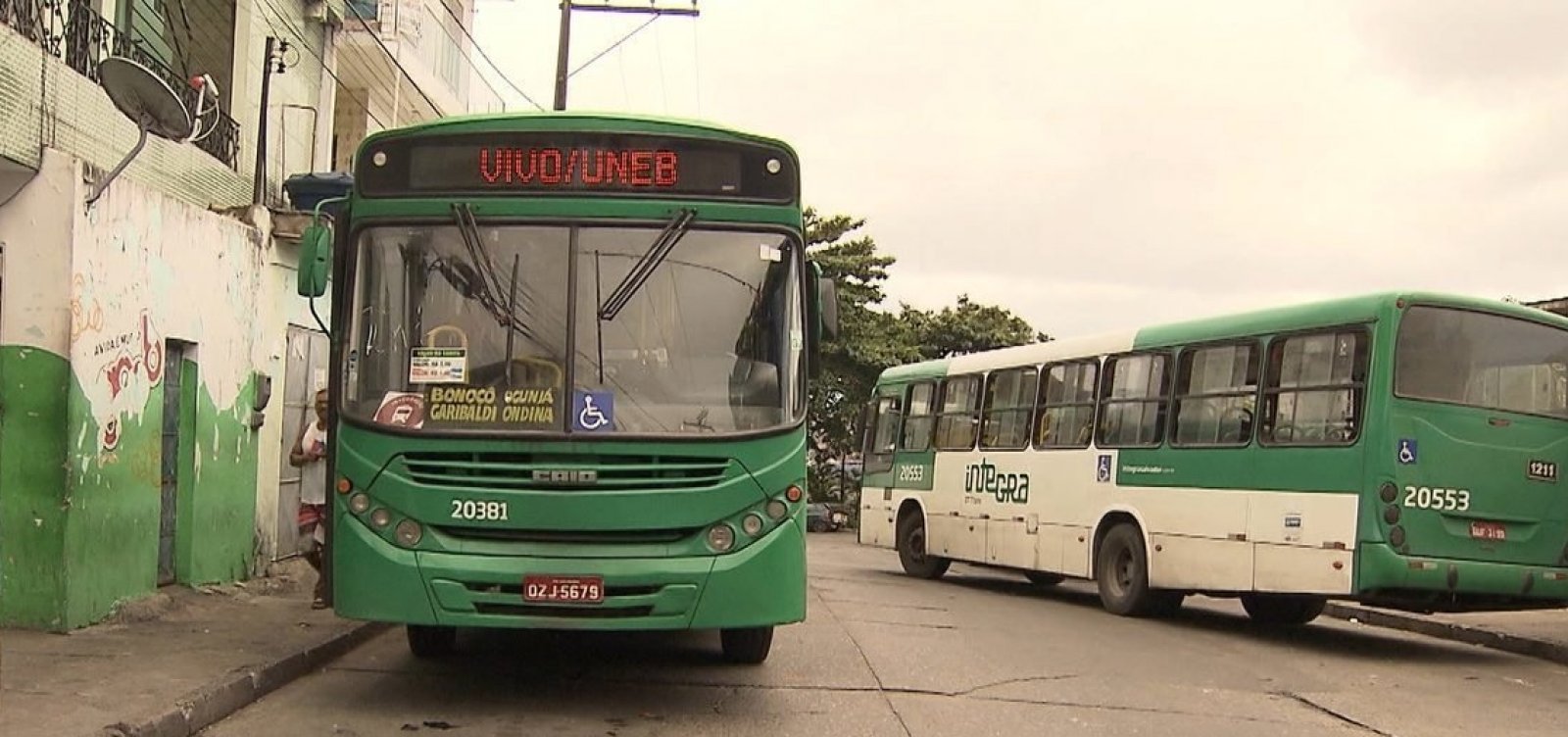 [Ãnibus em Salvador irÃ£o rodar por demanda na segunda, afirma secretÃ¡rioÂ ]