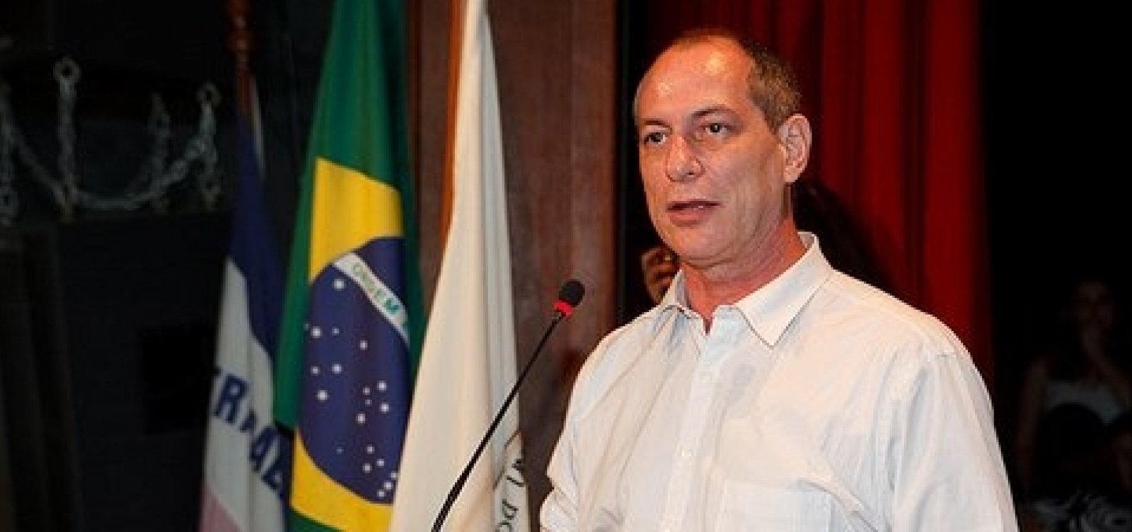 ['Se eu for presidente, essa porcaria serÃ¡ revogada', diz Ciro sobre reforma trabalhista]