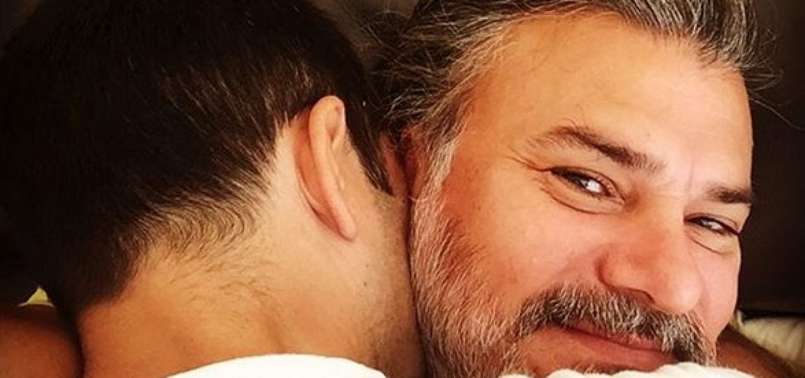 [Leonardo Vieira casa com namorado e exibe alianÃ§as no Instagram: 'Nosso amor nos uniu']