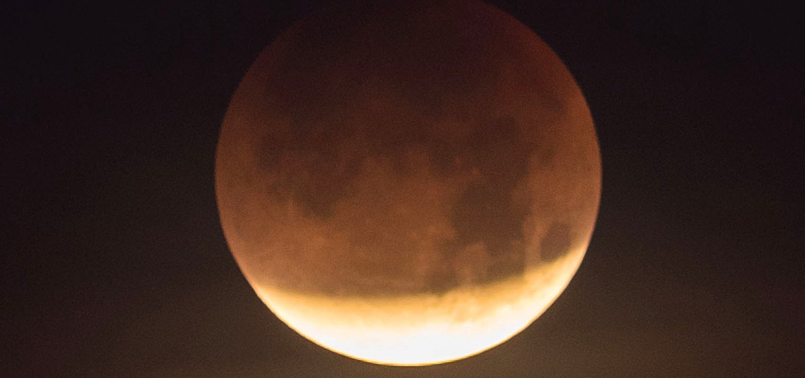 [Eclipse lunar será visível no Brasil a partir das 17h de hoje]