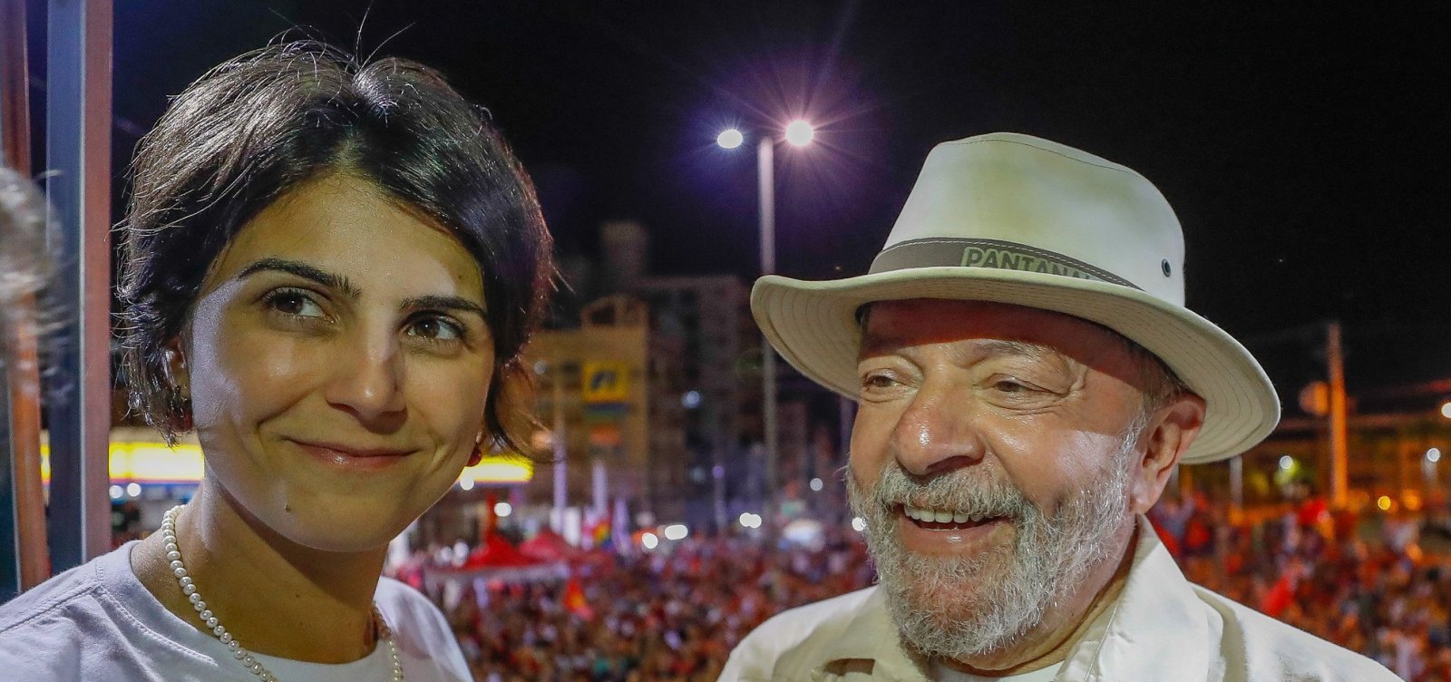 [Grupo do PT quer apenas Lula e Manuela D'Ãvila em peÃ§as de campanhaÂ ]