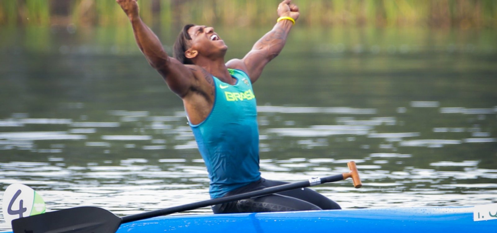 [Isaquias Queiroz conquista tricampeonato mundial de canoagem em Portugal]