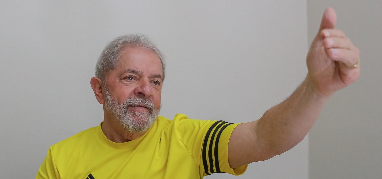 [Propaganda do PT pode ser suspensa caso Lula apareça como candidato]