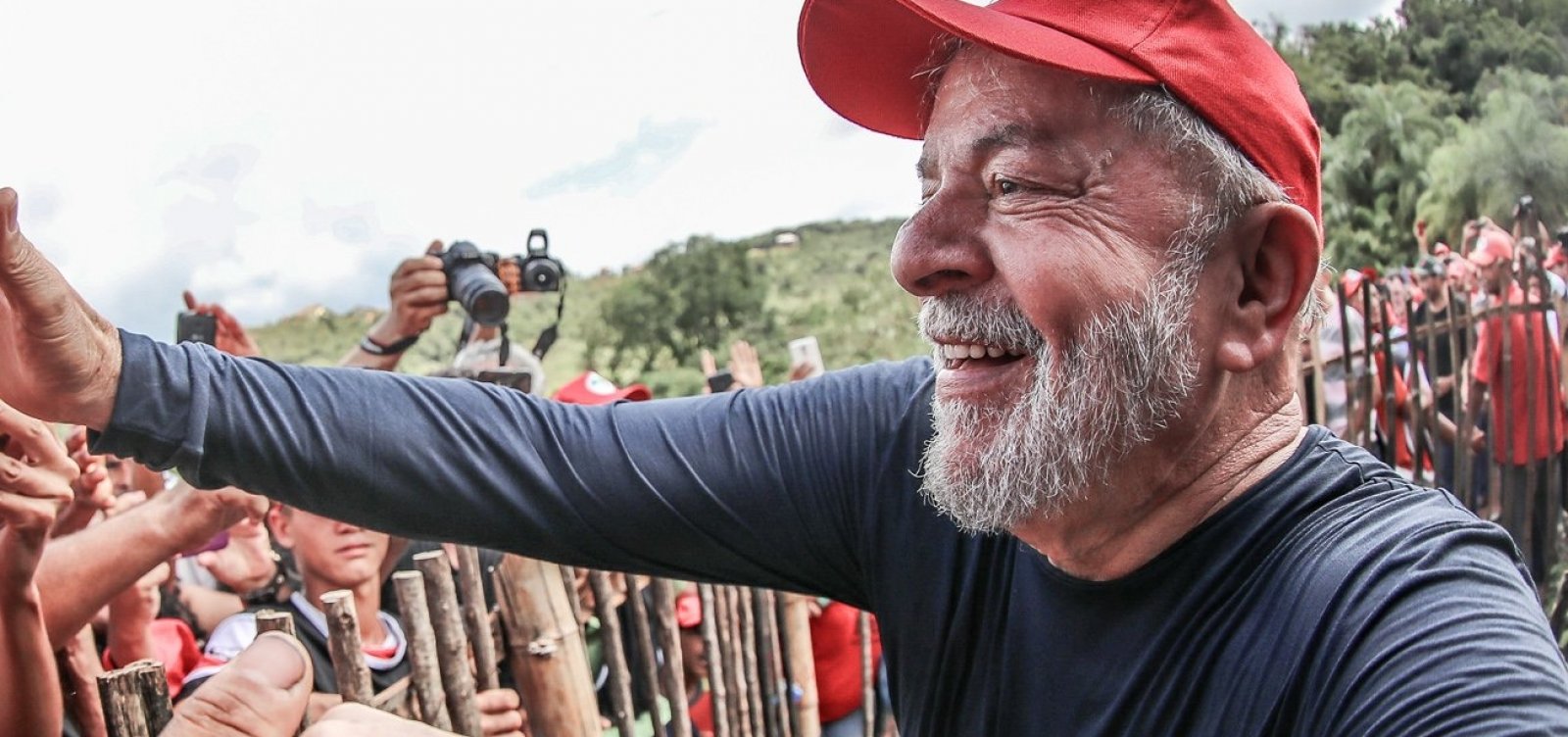[JustiÃ§a rejeita pedido de Lula para votar na cadeia]