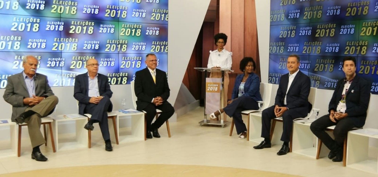 [Debate da TVE entre candidatos ao governo é marcado por poucos confrontos]