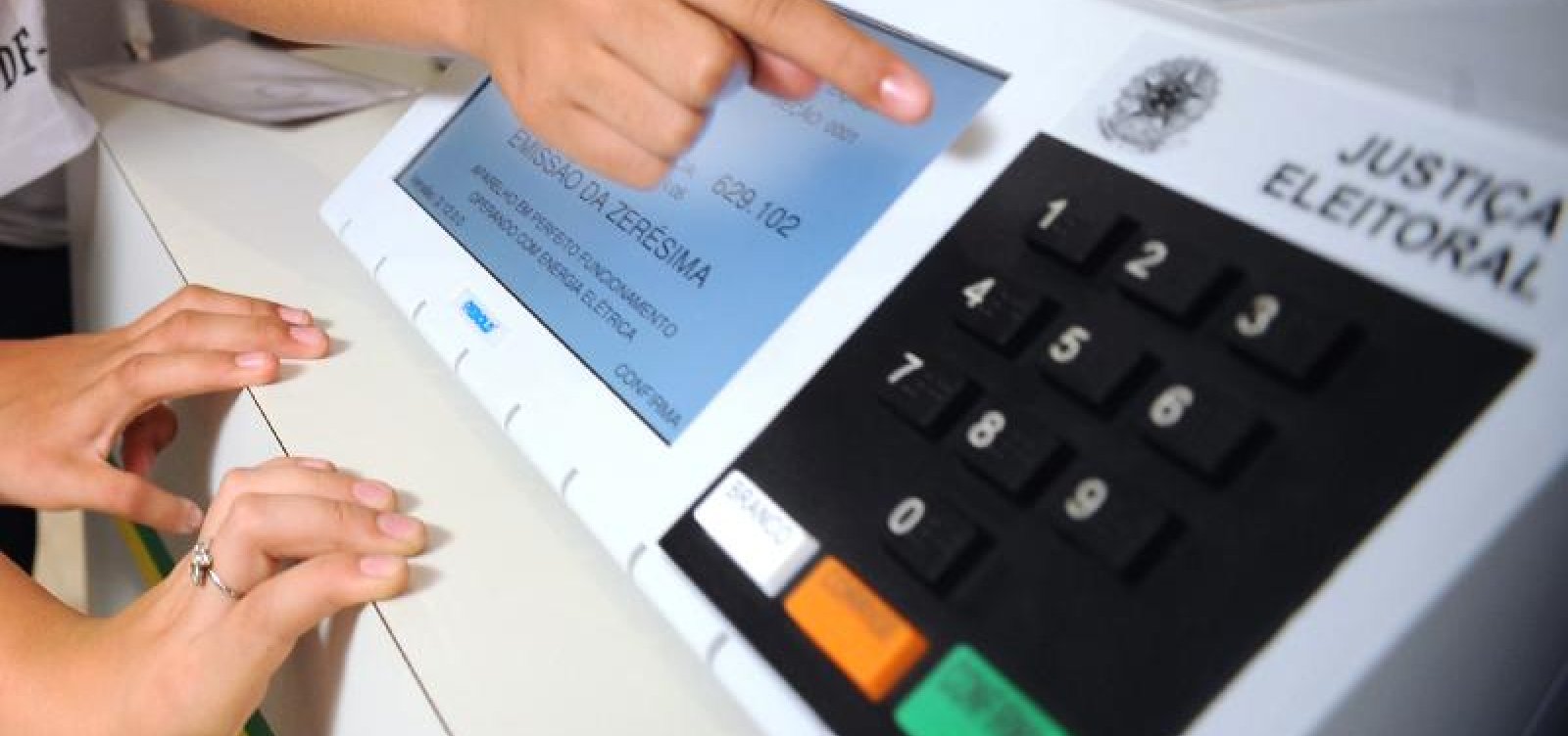 [Escolas que são locais de votação têm aulas suspensas a partir de sexta]
