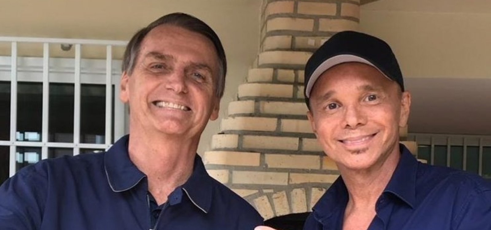 [Bissexual assumido, Netinho visita Bolsonaro: 'Estou com você de graça']