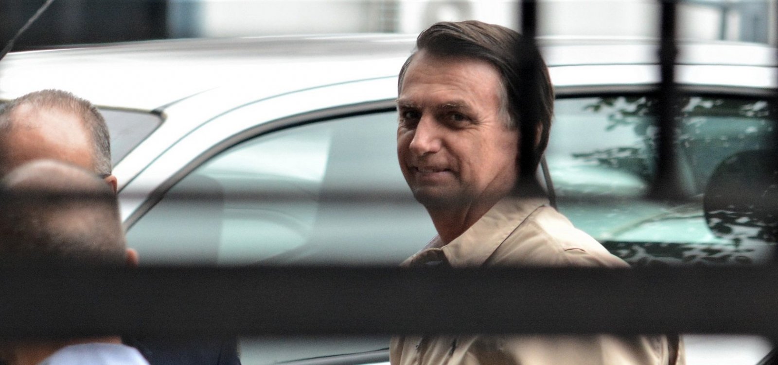 ['Se alguÃ©m falou em fechar STF, precisa de psiquiatra', diz Bolsonaro sobre fala do filho]