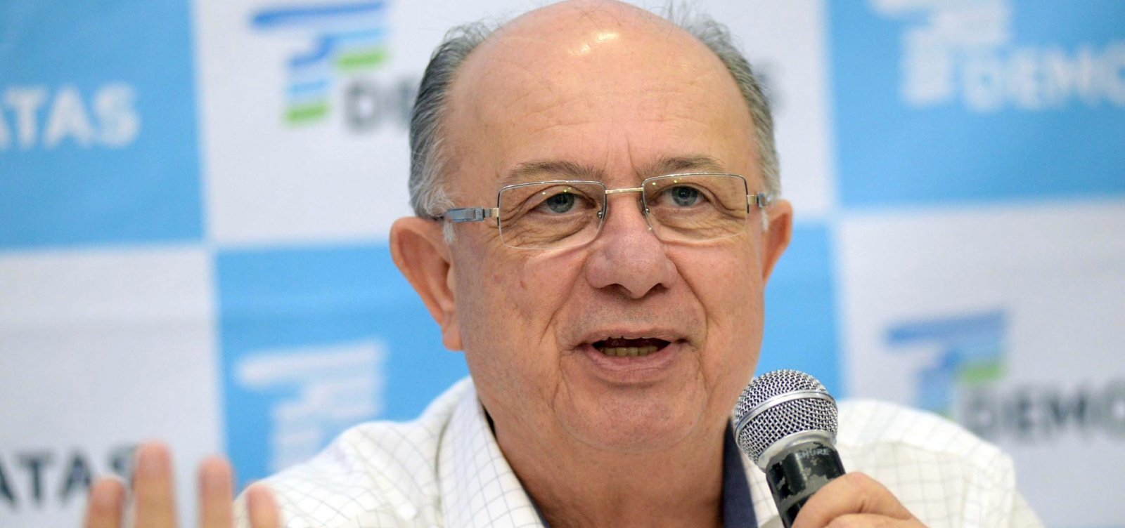 [Zé Ronaldo reúne deputados e quer ser o principal interlocutor de Bolsonaro na Bahia]