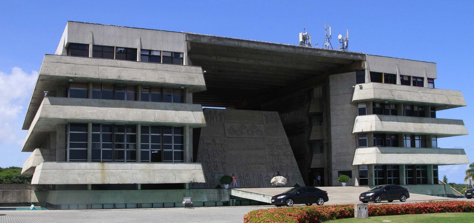 [Assembleia da Bahia lança edital para concurso público ]