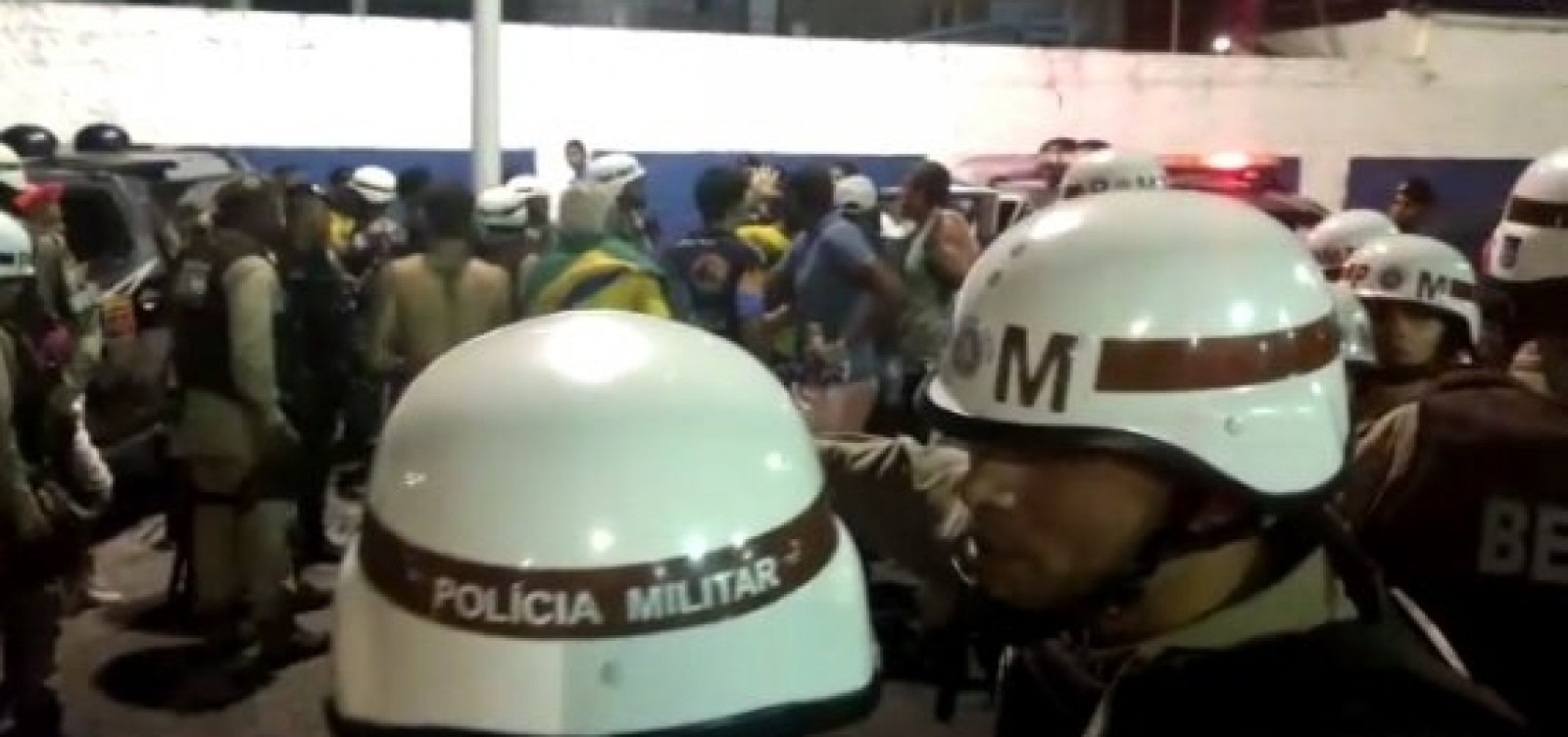 [Soldado acusado de ferir quatro pessoas em ato prÃ³-Bolsonaro na Barra Ã© preso]