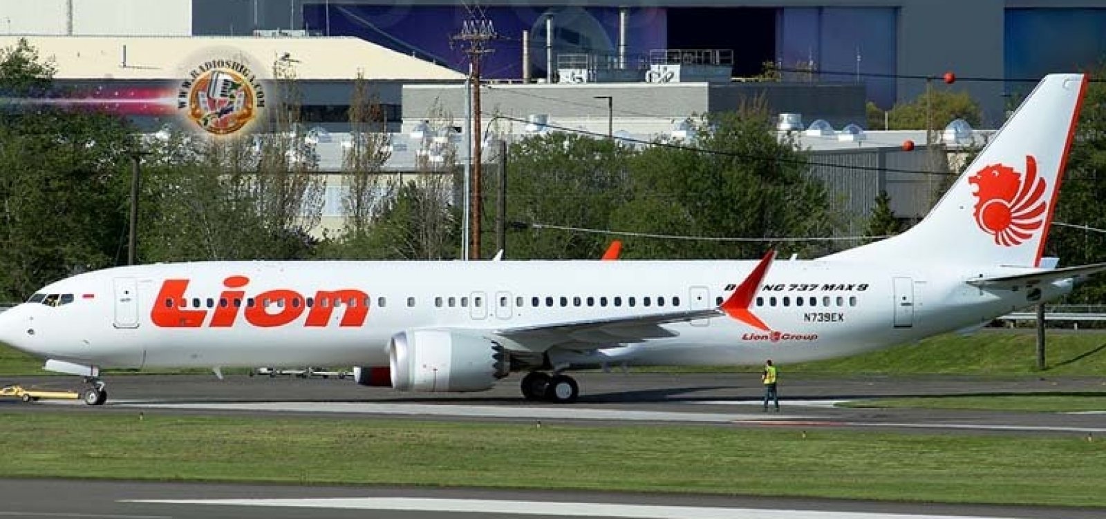 [Voo com 188 pessoas cai no mar após decolar na Indonésia]