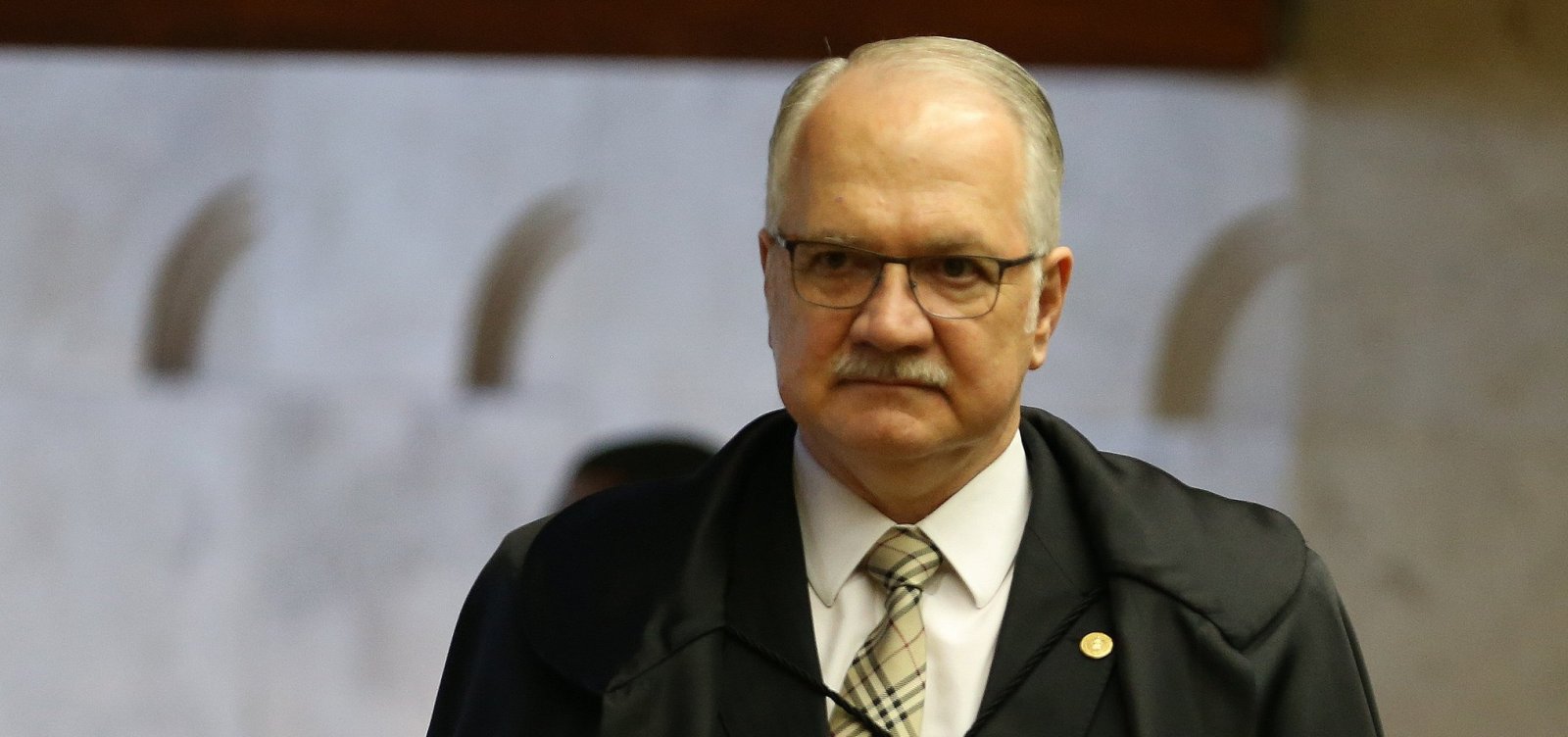 [Fachin suspende inquérito que investigava Temer por propina da Odebrecht]