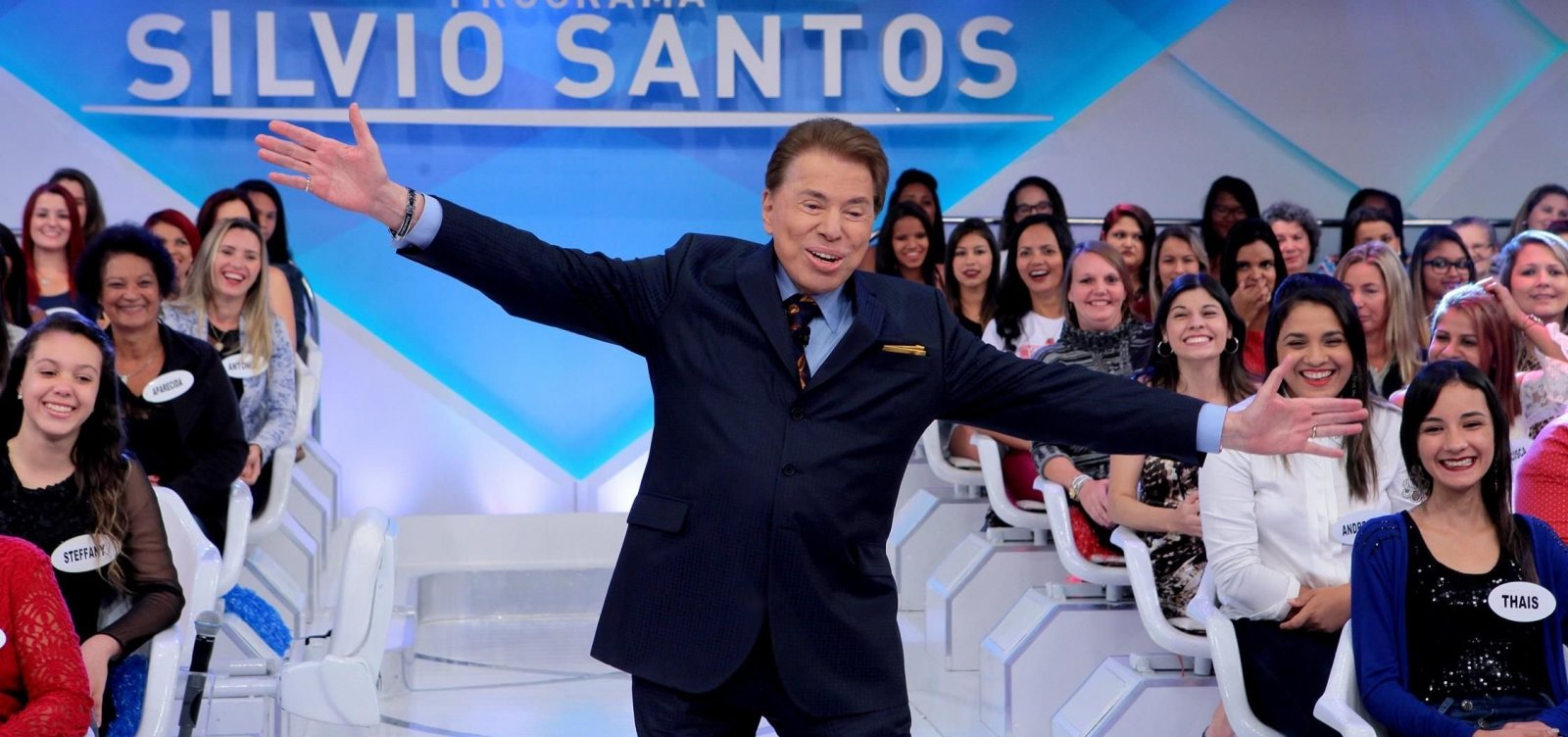 ['Brasil: ame-o ou deixe-o' foi um equívoco, admite SBT ]