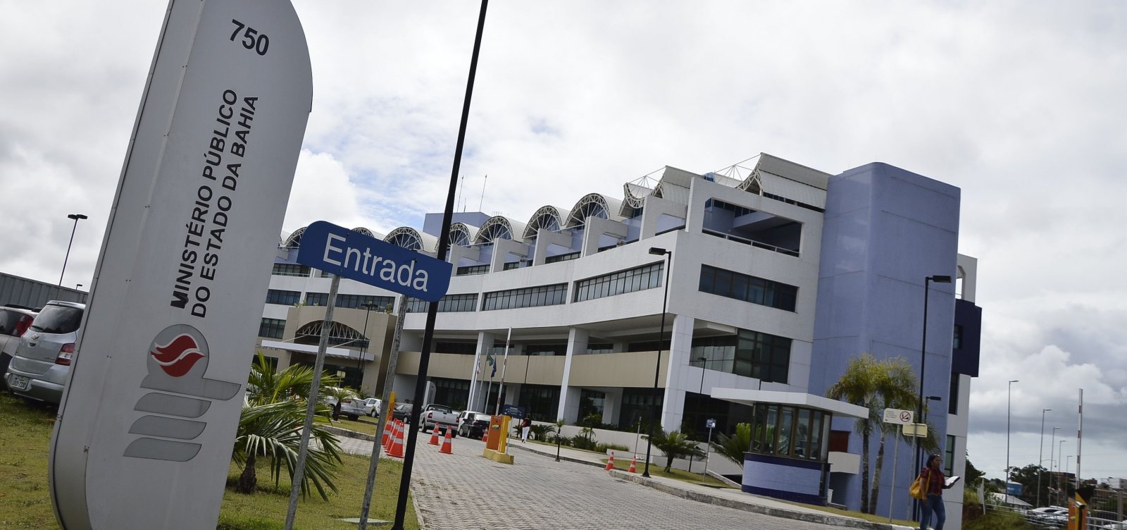[MP-BA quer que governo atue para garantir liberdade ideológica em escolas e universidades ]