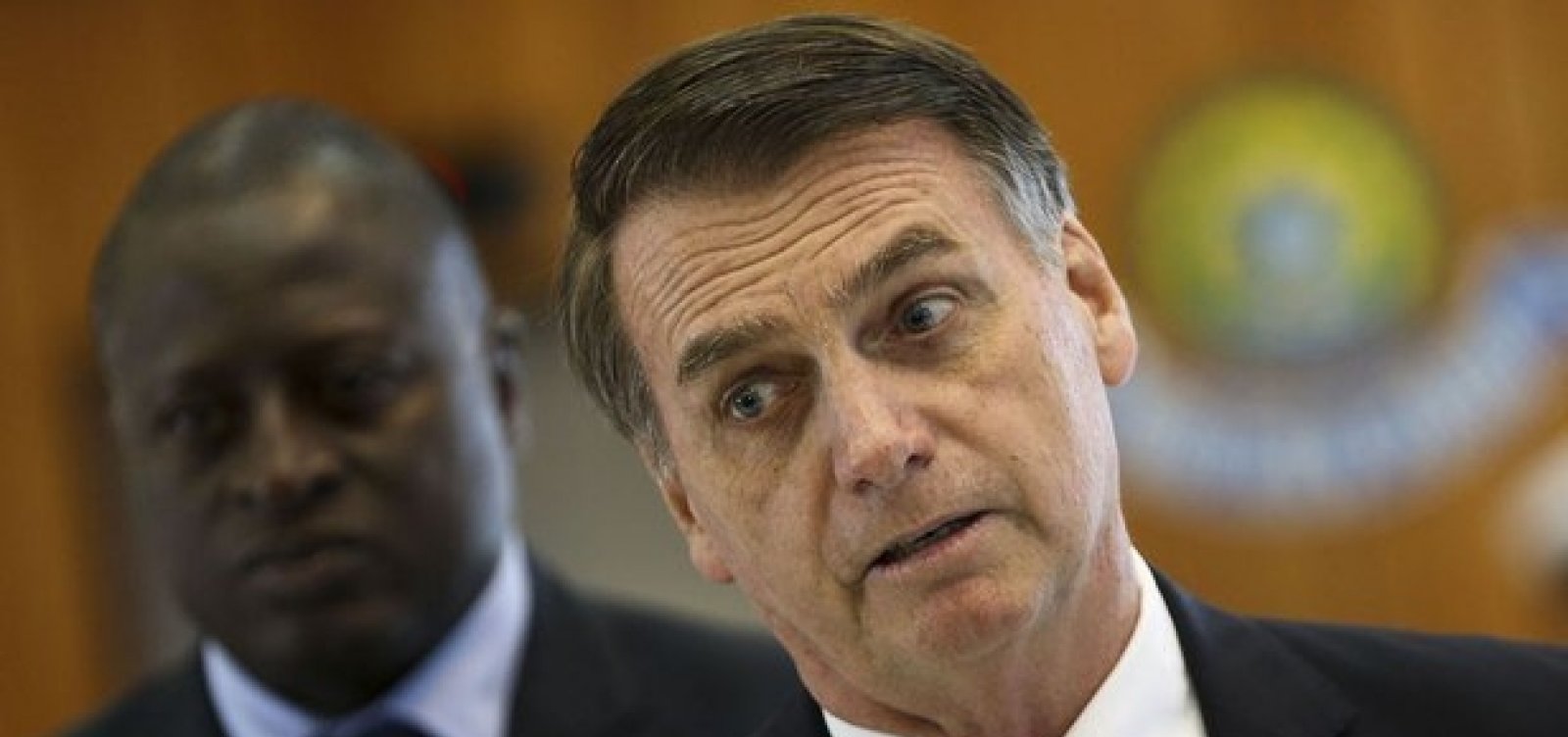 [Privatizar BB e Caixa não está no radar do governo, diz Bolsonaro]