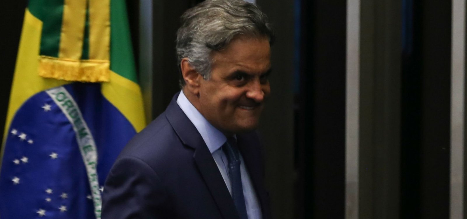 [PF faz buscas em imÃ³veis do senador AÃ©cio Neves e de dois deputados]
