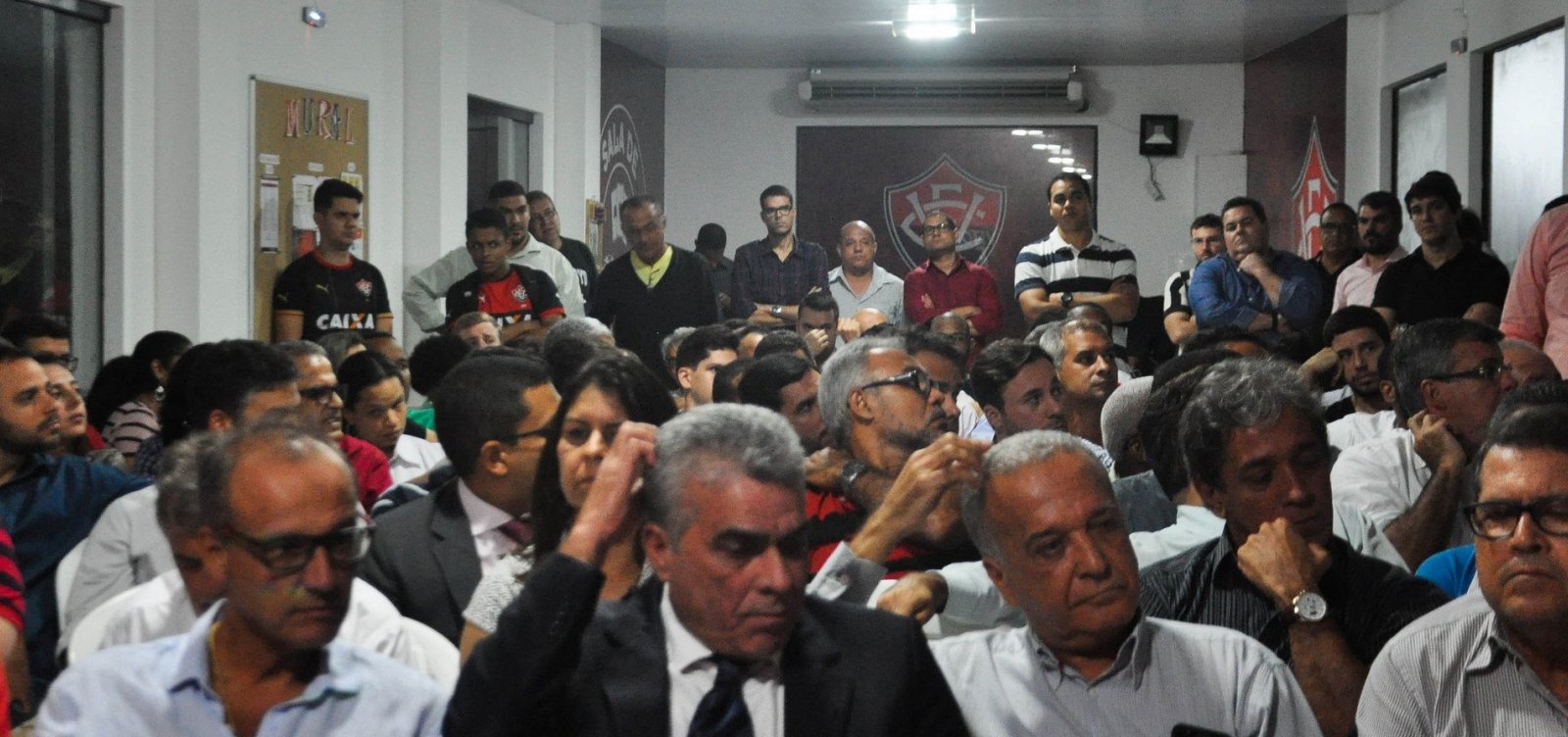 [Conselho reprova orÃ§amento do VitÃ³ria para 2019]