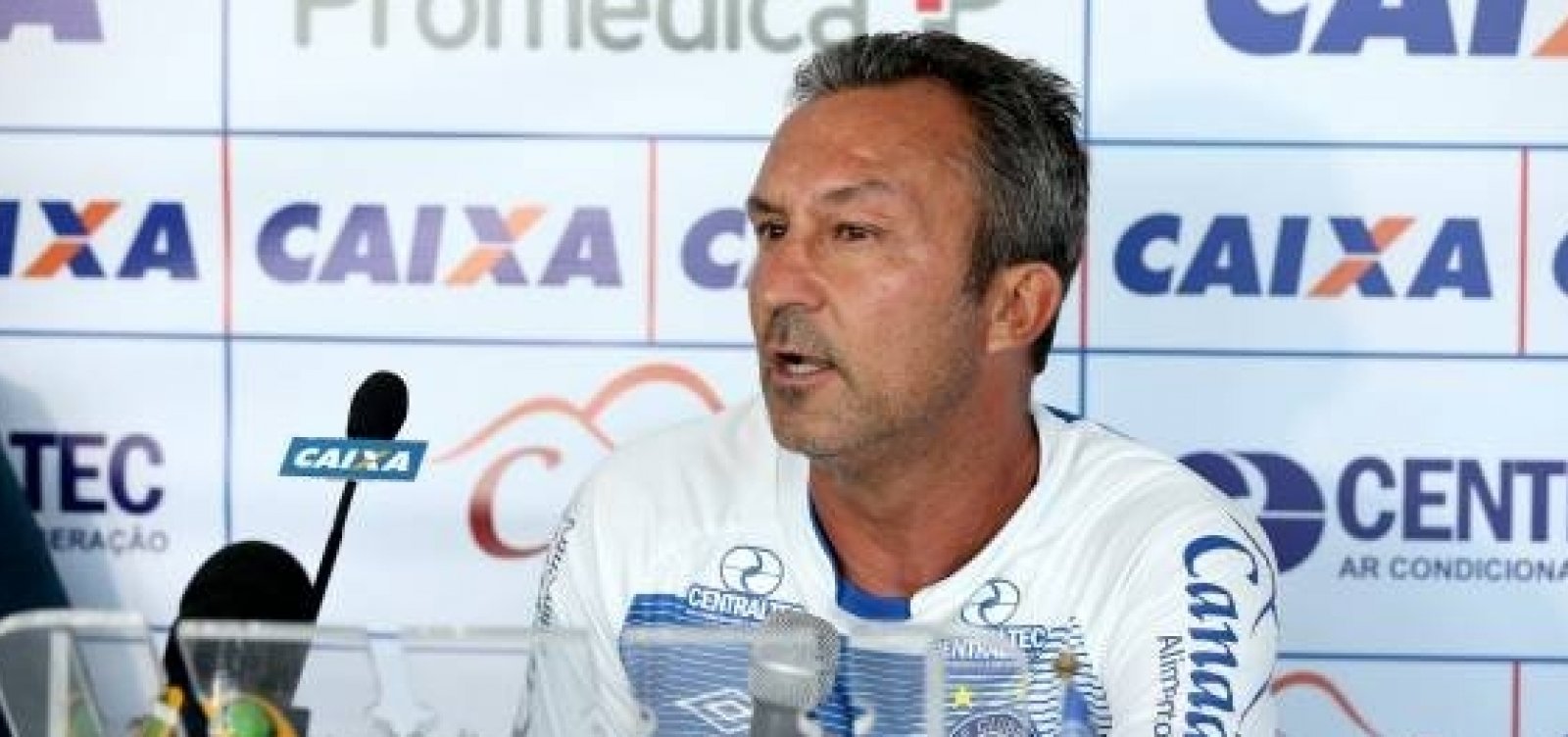 [Cláudio Prates assume comando do Bahia para estreia no Baianão]