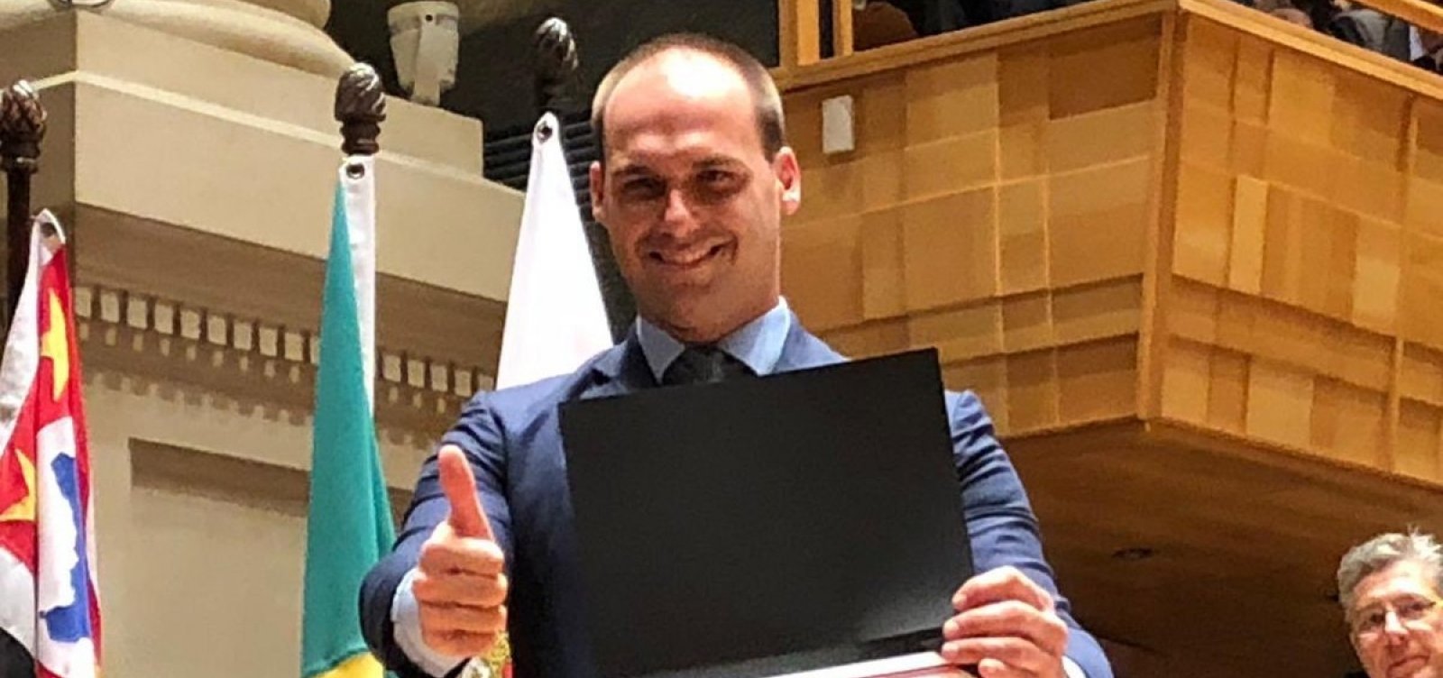 [Aliados de Eduardo Bolsonaro querem PSL ideológico e distância de colegas ilegítimos, diz coluna]