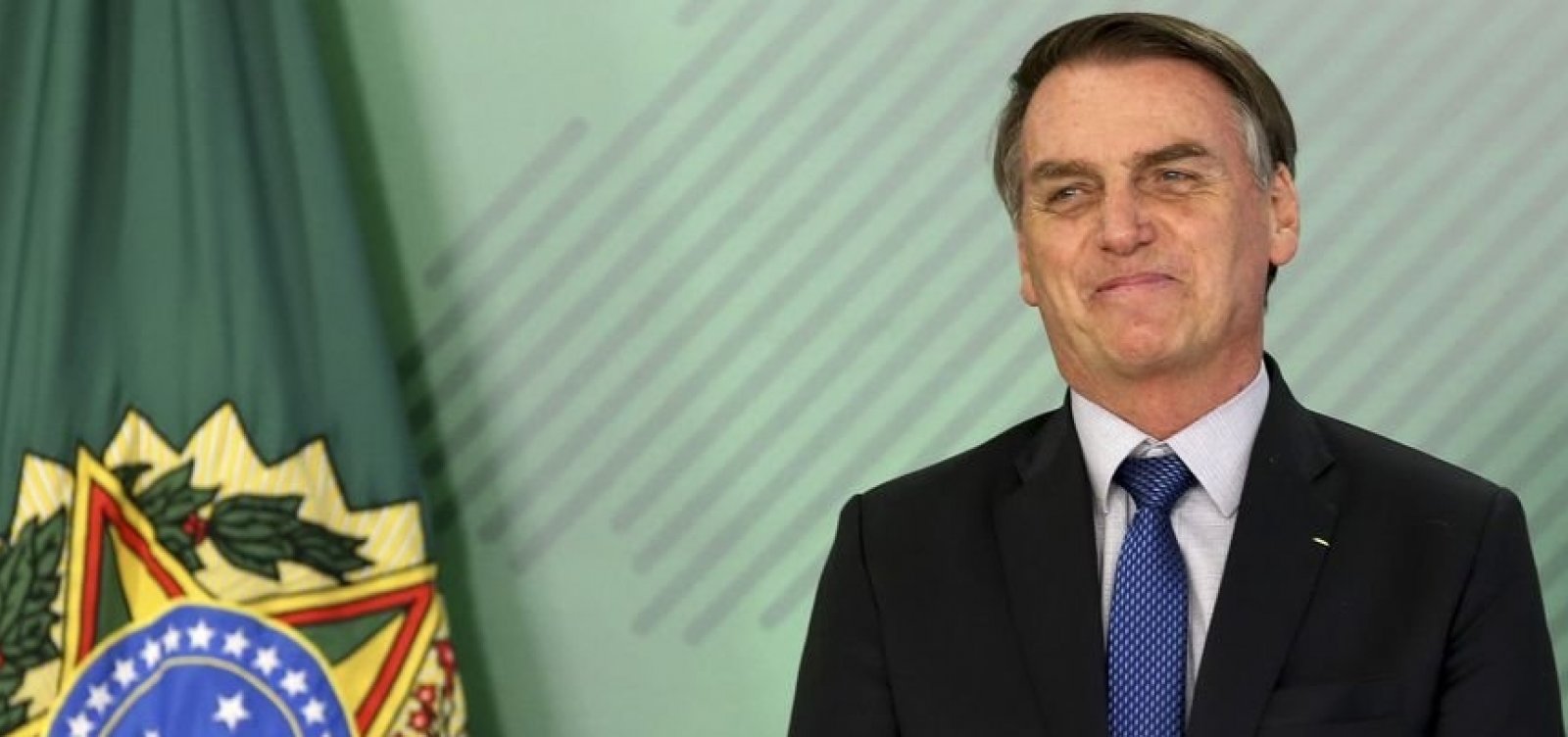 [Bolsonaro diz que discurso no Fórum Econômico será curto e direto]