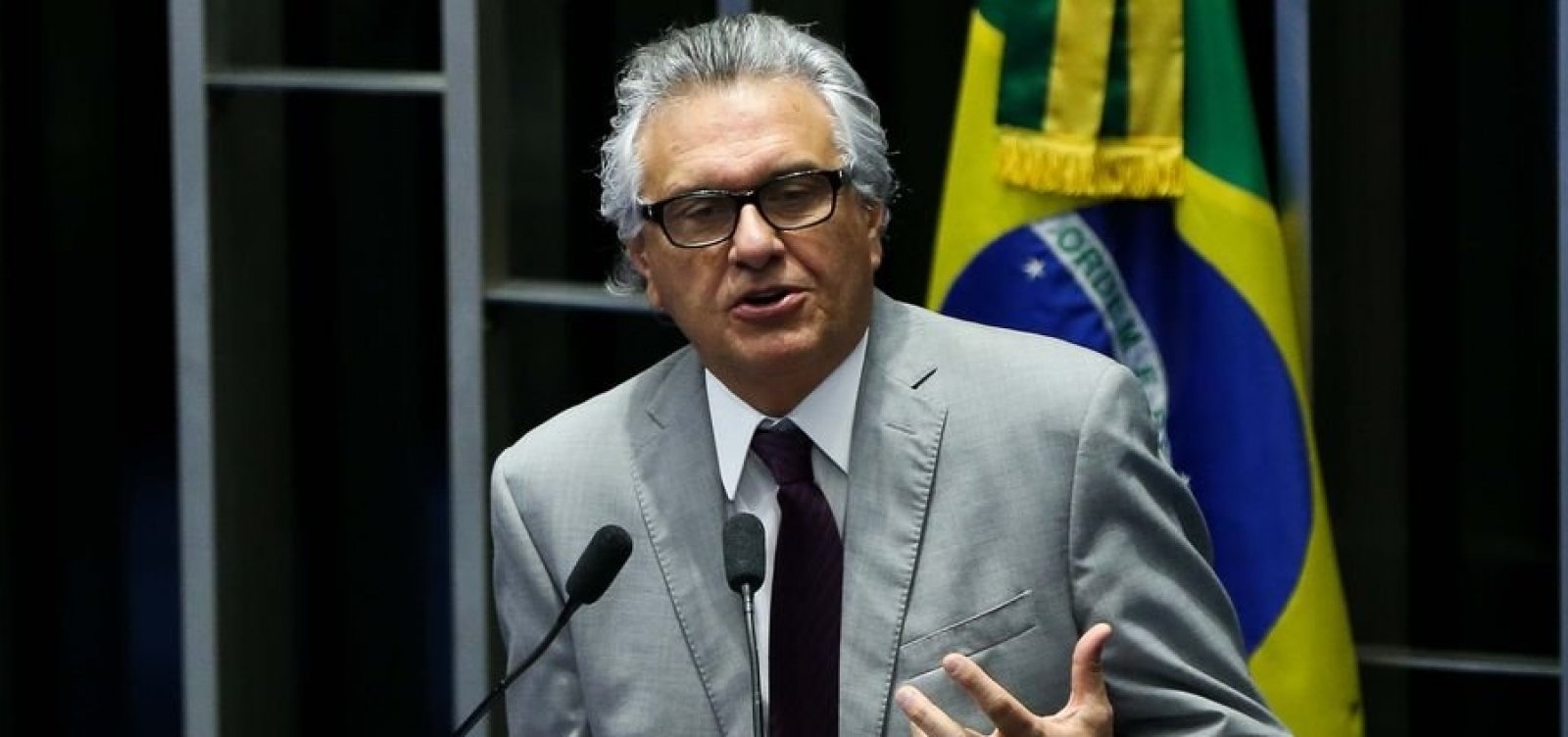 [Governo de Goiás decreta estado de calamidade financeira]