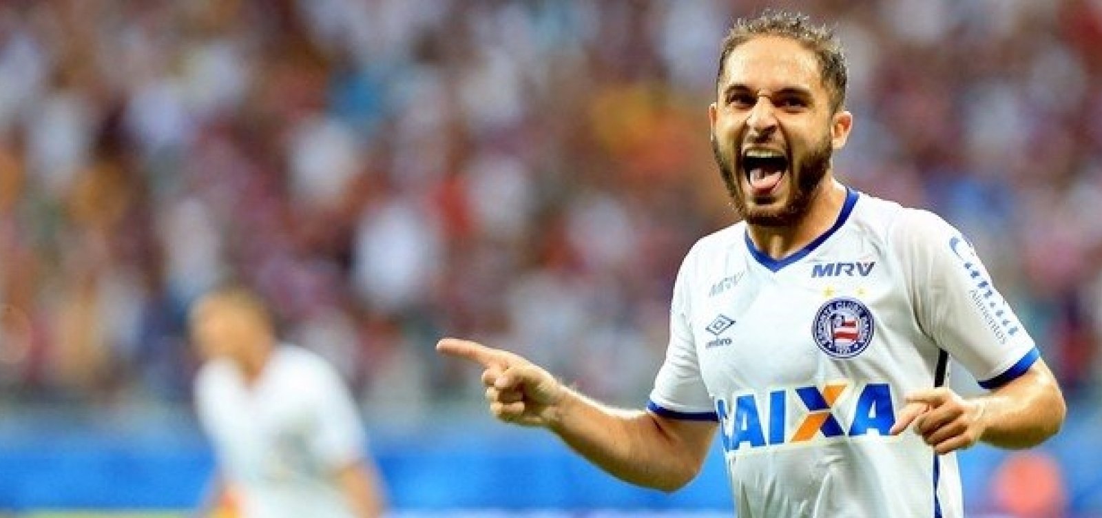 [Régis volta ao Bahia em negociação que abate R$ 1,7 mi da compra de Fernandão]