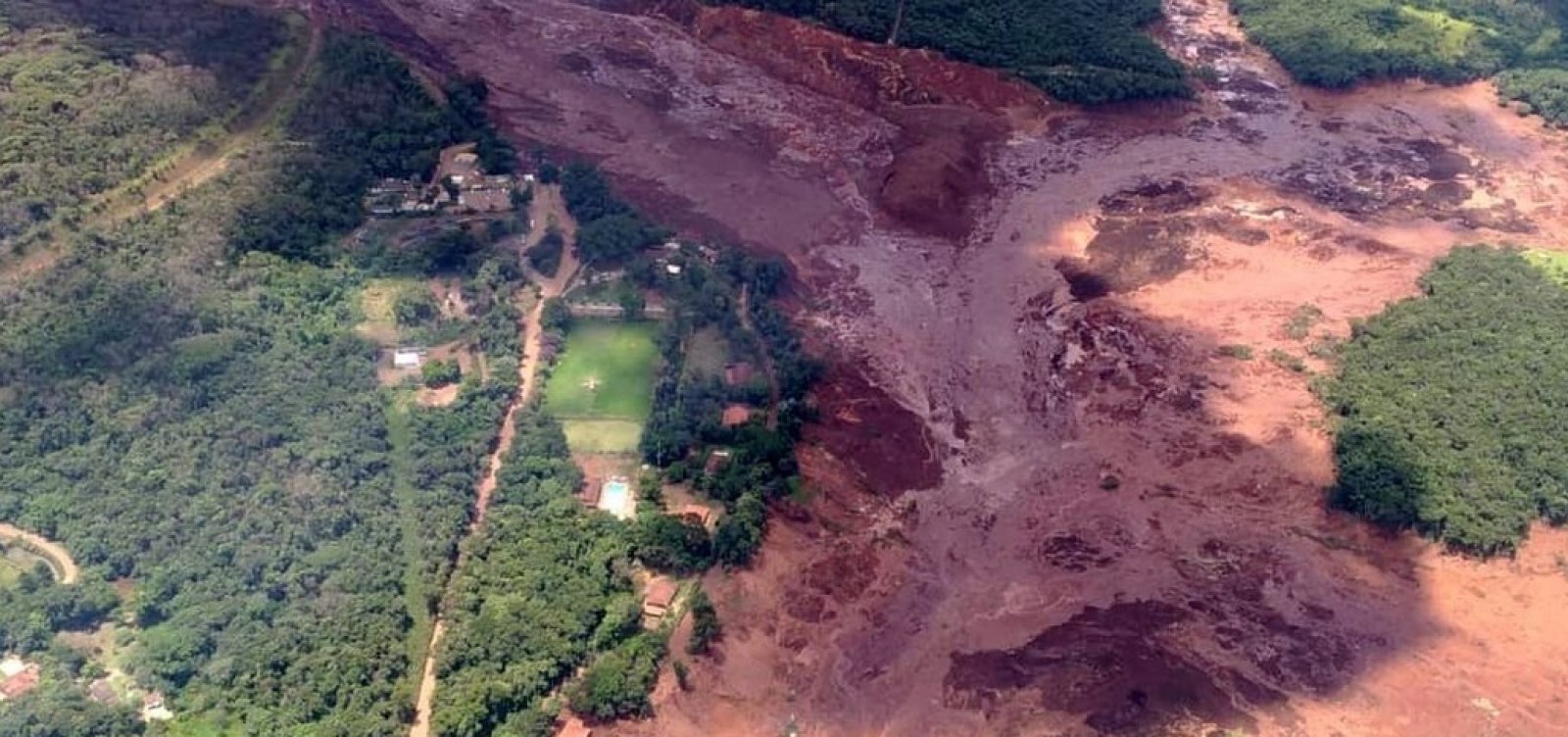 [Bombeiros confirmam 58 mortes em Brumadinho]